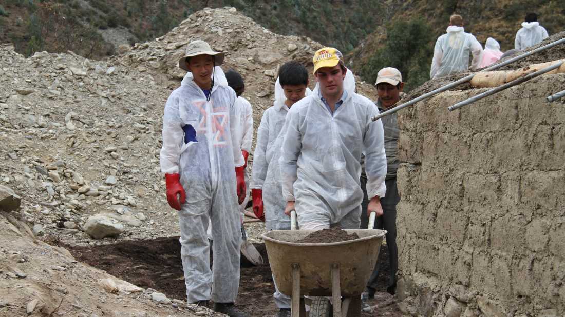 Students on a Service Learning project in the Andes, Peru |  Drew Collins